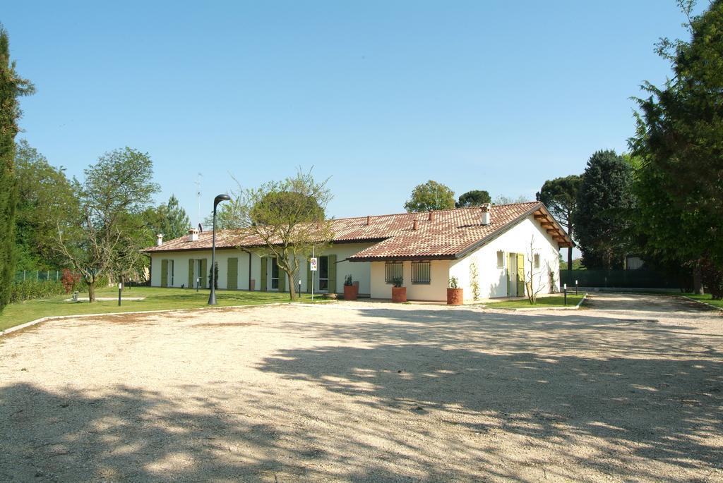 Caterina Residence Фаенца Екстериор снимка